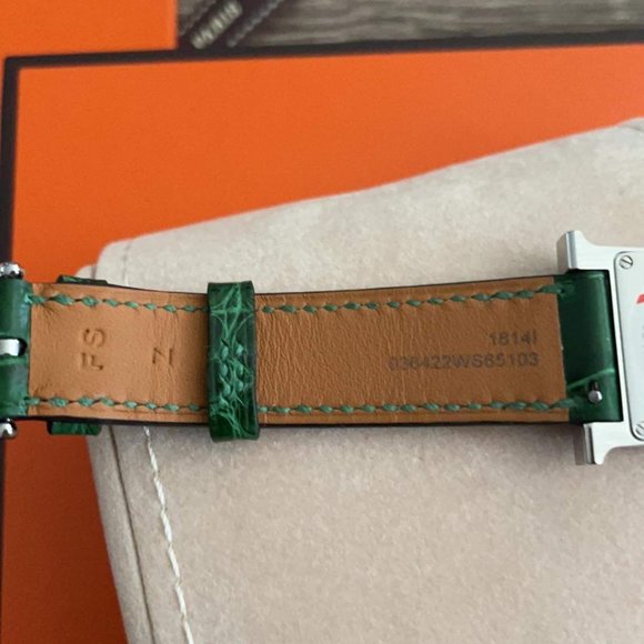HEURE H WATCH, 21 X 21 MM